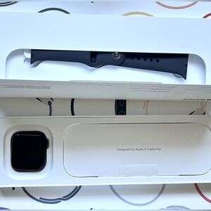Apple Watch SE 2nd gen black/black NIB